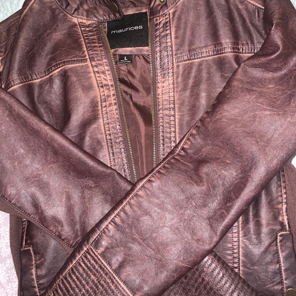 🌟 Vegan Leather Jacket 🌟